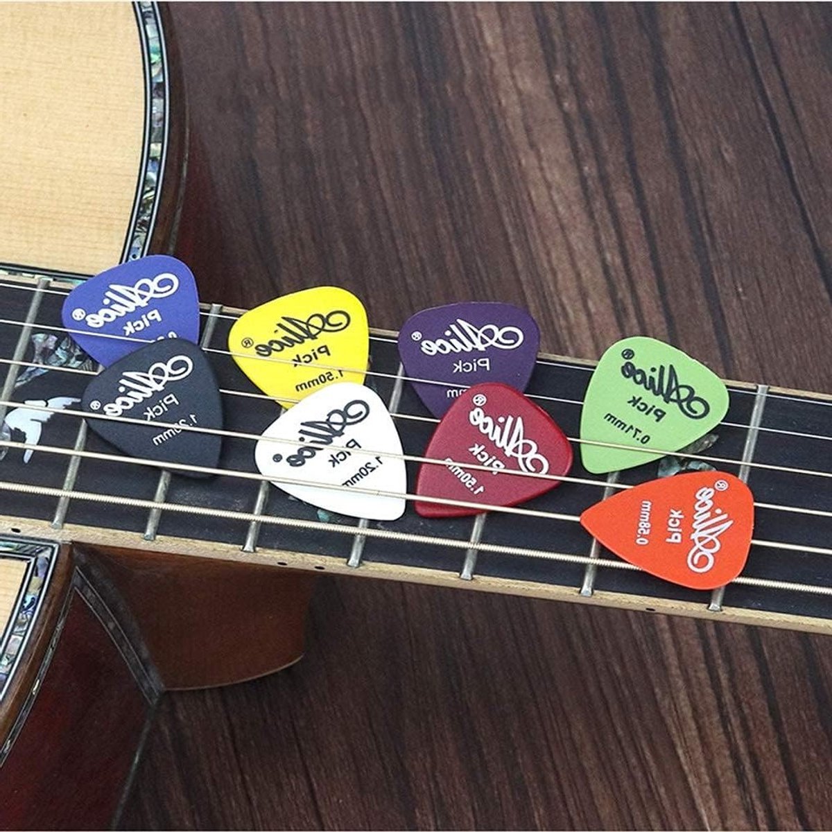 40 Stuks Gitaar Plectrums - Accessoires voor Elektrische, Bas- en Akoestische Gitaar (0.58mm - 1.5mm)