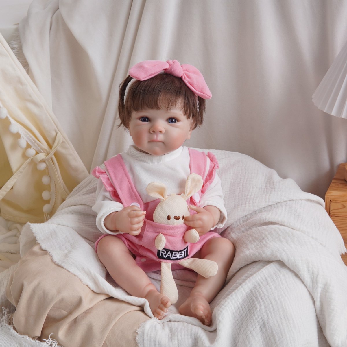 Lovibella® Lola Reborn Baby Pop Meisje - Levensechte Babypoppen - Dementie poppen - 45 cm - Complete Accessoires Set - Realistische Poppen - Zoals Echt - Zacht Vinyl - Doll Speelgoed 3 Jaar — afbeelding 4