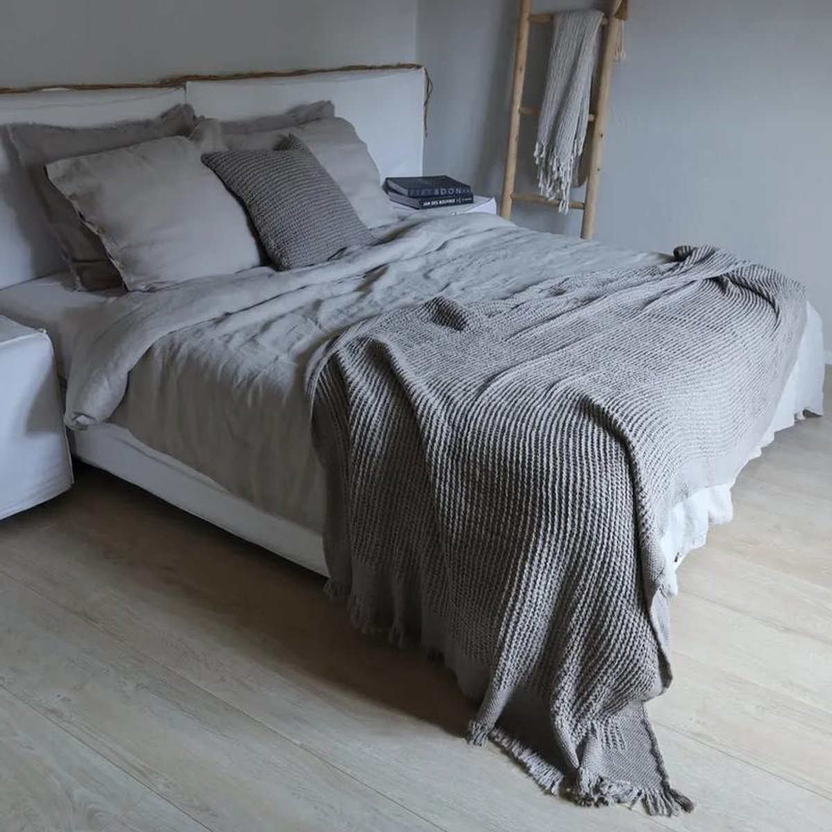 Homelinen | Fiora Plaid & Kussensloop van Katoen