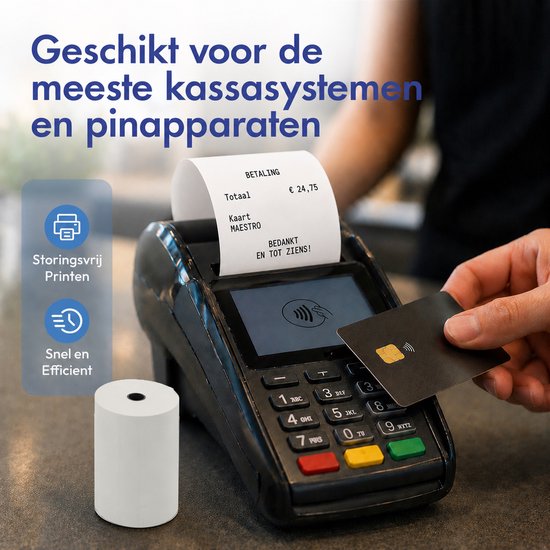 Een hand houdt een creditcard bij een betaalautomaat, met een rol thermisch papier ernaast.