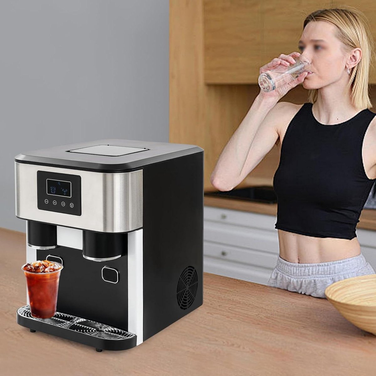 Mini IJsblokjesmachine - IJsmaker Crushed IJs - Drankjes Koelen - 3-in-1 Functie - 16 ijsblokjes/cyclus - Zwart