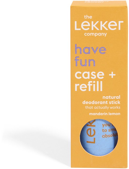 Oranje kartonnen doosje van Lekker deodorant "case + refill". Blauwe cirkel met oranje tekst.