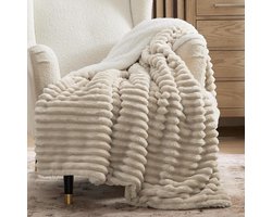 Bedsure Sherpa-deken, tweepersoons voor op de bank - superzachte gezellige deken voor bed, fleece dikke warme deken voor de winter, pluche beige deken cadeau voor vrouwen, 152 x 203 cm