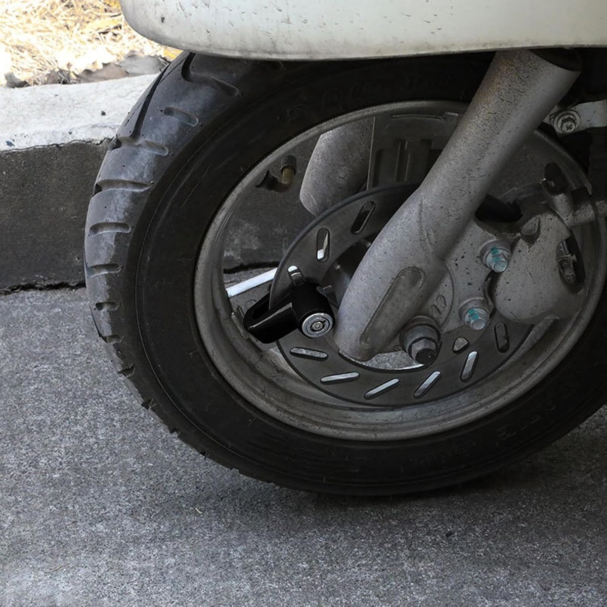 Remschijfslot Motor - Wielslot Scooter - Diefstal Beveiligen - Waterdicht Staal - 14.6 cm - Zwart – foto 2