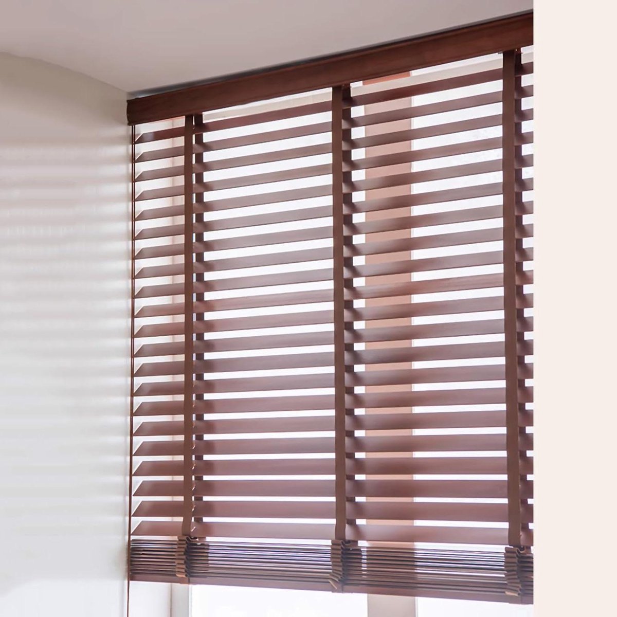 Houten Jaloezieën - Raamgordijnen Hout - Privacy en Zonwering - 50mm Lamellen - 135 x 250