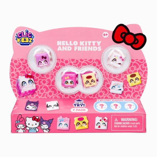 Verpakking met Hello Kitty en Vrienden Clickeez, 7 stuks. Roze verpakking met verschillende Hello Kitty figuren.