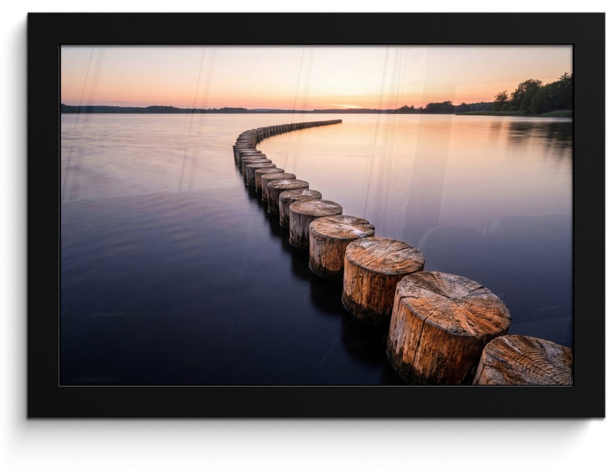 Poster in lijst - Fotolijst 30x20 cm - Posters - Hout - Palen - Water - Posterlijst zwart 