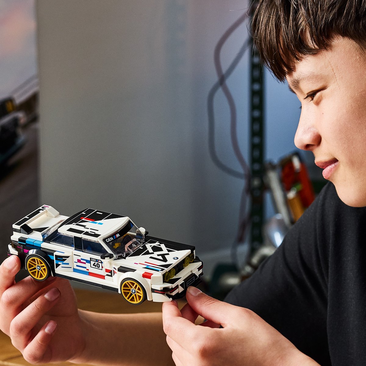 LEGO Speed Champions BMW M3 (E30) Auto Bouwpakket voor Kinderen en Kinderkamer Decoratie 77263 — afbeelding 3