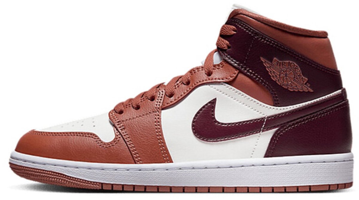 Nike Nike Air Jordan 1 Mid Wmns “”Night Maroon”” Sneakers Unisex Bruin