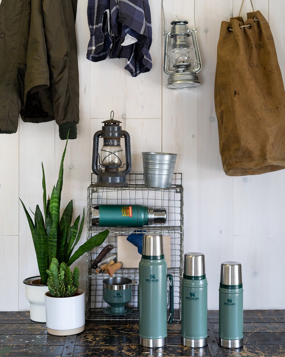 Stanley Classic Legendary Thermosfles 0.47L - Houdt 15 Uur Warm Of Koud - Lekvrij - Vaatwasserbestendig - BPA-Vrij - Voor Koffie, Thee en Meer - Roestvrijstalen Thermoskan - Hammertone Green – foto 5