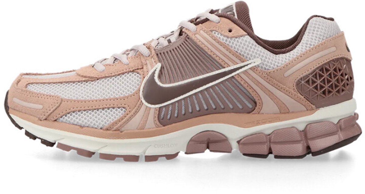 Nike Zoom Vomero 5 ‘Dusted Clay’ Grijs