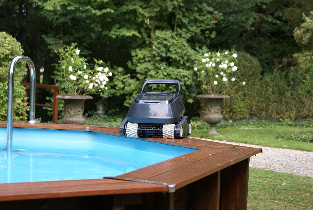 Interline Robot de piscine automatique Walking Catfish 2.0