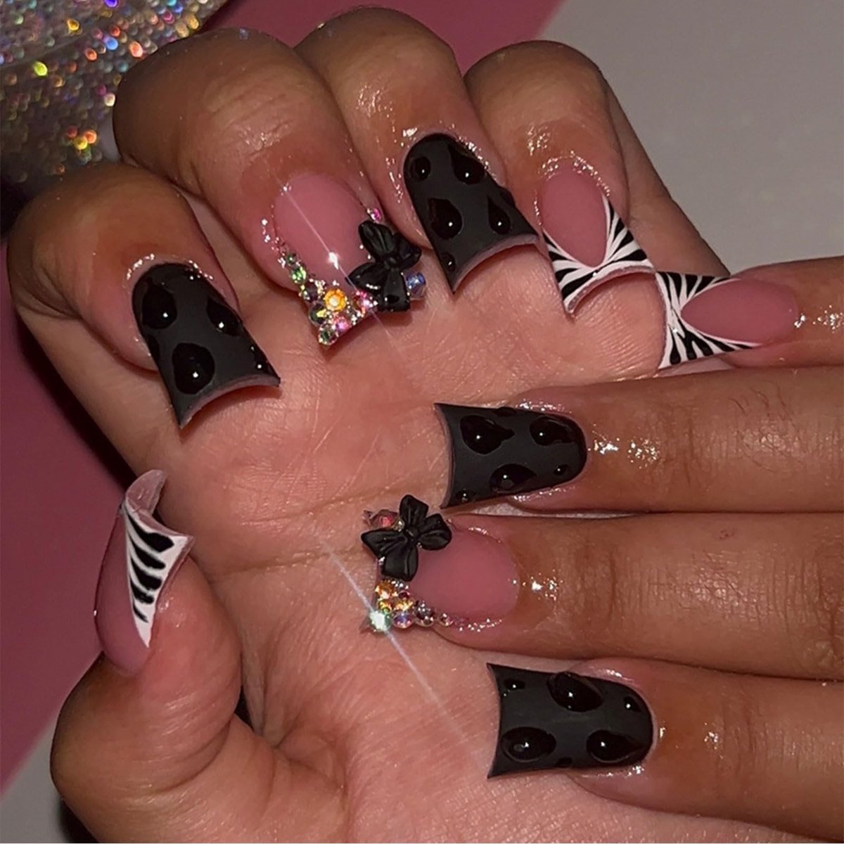 Dailygoods - 24 Stuks Press On Nails met Schattige Eendvorm en Glinsterend Design