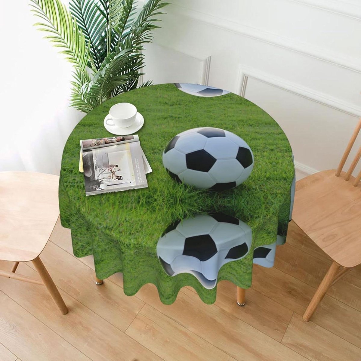 Tafelkleed voetbal design - Rond kleed - Picknick en feest - Waterdicht en krasbestendig - 152 cm diameter - Zwart