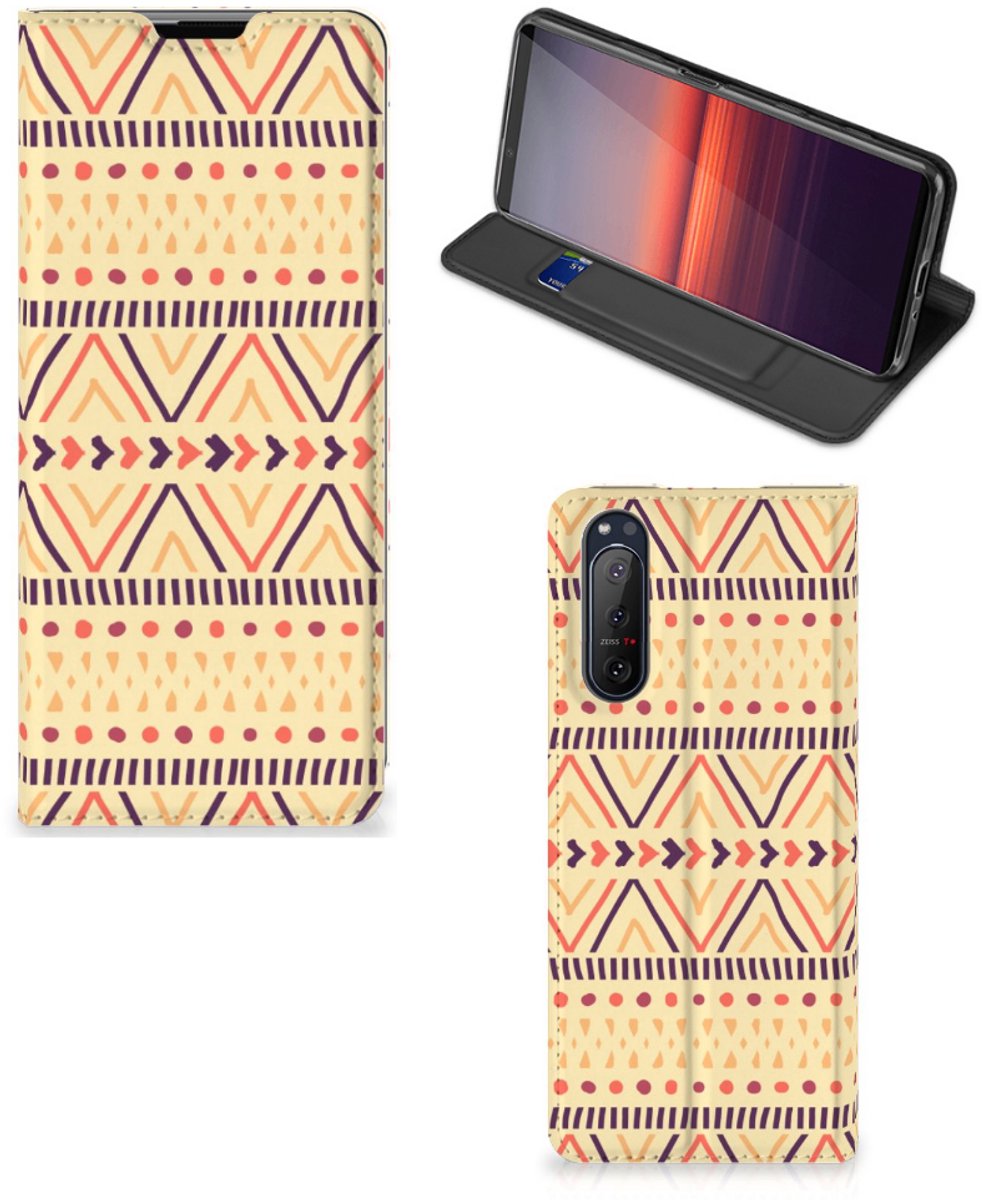 Sony Xperia 5 II Hoesje met Magneet Aztec Yellow