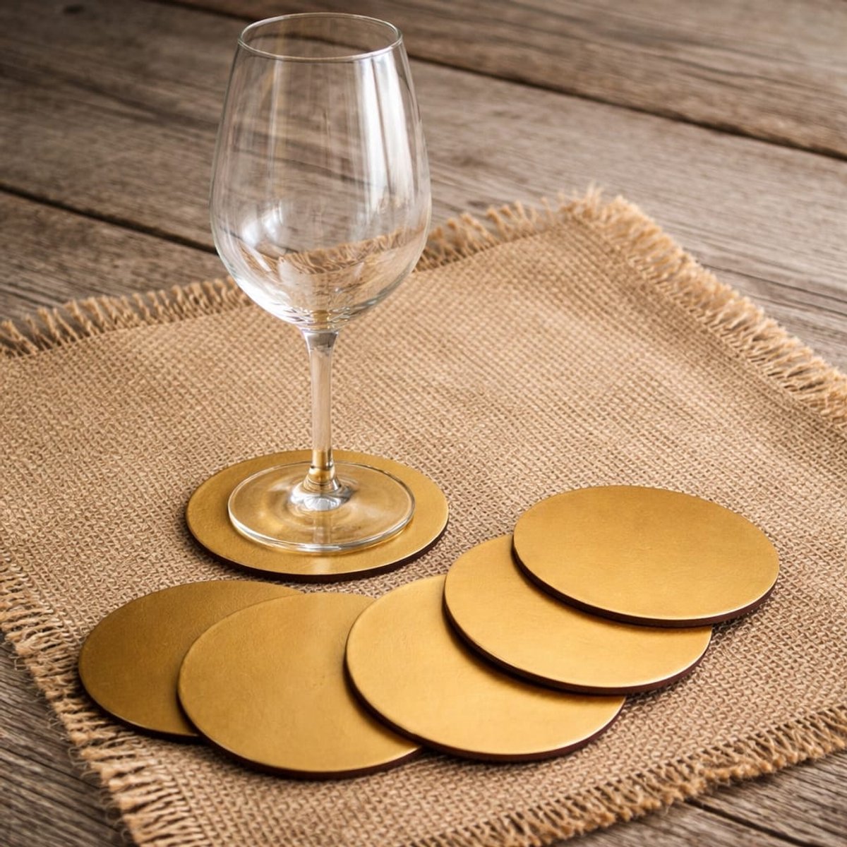 leren onderzetters Goud rond set van 6 stuks