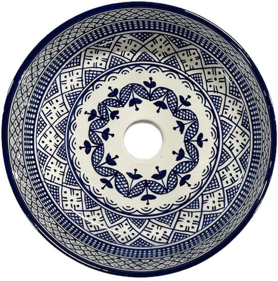 Waskom van keramiek met blauwe en witte handbeschilderde patronen in oosterse stijl.