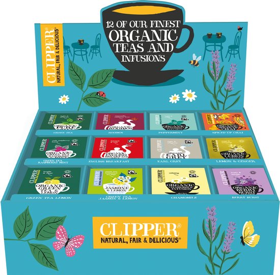 Blauwe verpakking met een open vak met 12 verschillende Clipper theedozen. Op de voorkant een zwart kopje en takken met vlinders, lieveheersbeestjes en bijen.