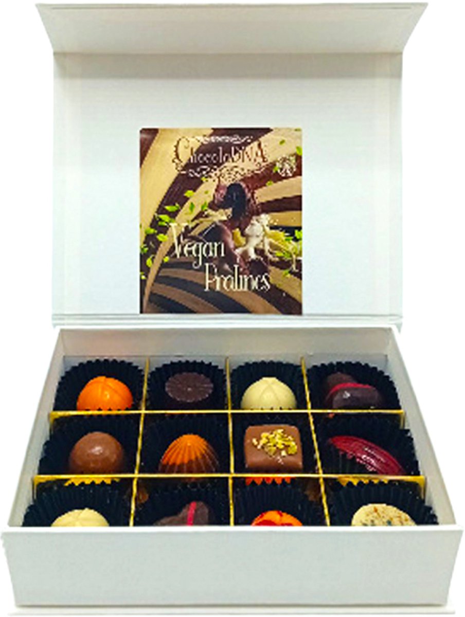 VEGAN pralines-ChocolaDNA-Klein(12)-Wit Vegan-glutenvrij-Chocoladetuffels_Bonbons_Ambachtelijke chocolade_Luxe bonbons_Chocolade cadeau_Geschenkdoos chocolade_Vegan chocolade_Pralines_Verjaardag_Moederdag_Vaderdag_Valentijn Bedankt_Vegatarisch