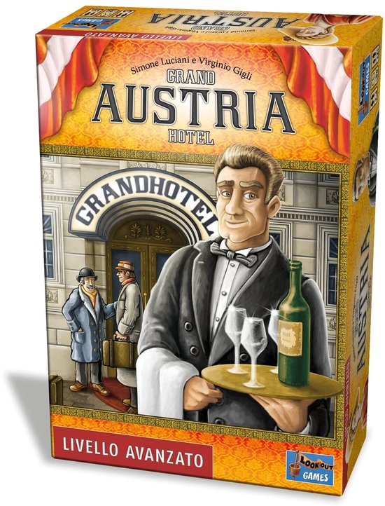 Doos van bordspel Grand Austria Hotel met ober, gasten en Italië als 'Niveau Avvanzato'.