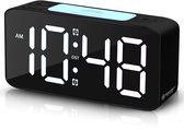 Gadgetplace Digitale Wekker met Extra hard Alarm functie - 2 Alarmen - Dimbaar 8 kleuren LED Display - Alarmklok - Kinderwekker - Zwart