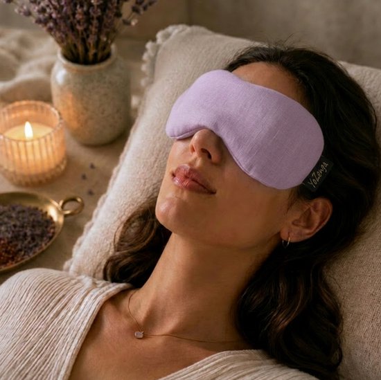 YoZenga oogkussen lijnzaad & biologische lavendel - Kleur: Lovely lilac - Ideaal bij hoofdpijn & stress klachten - Meditatie - Ontspanning - Yoga van YoZenga — afbeelding 4