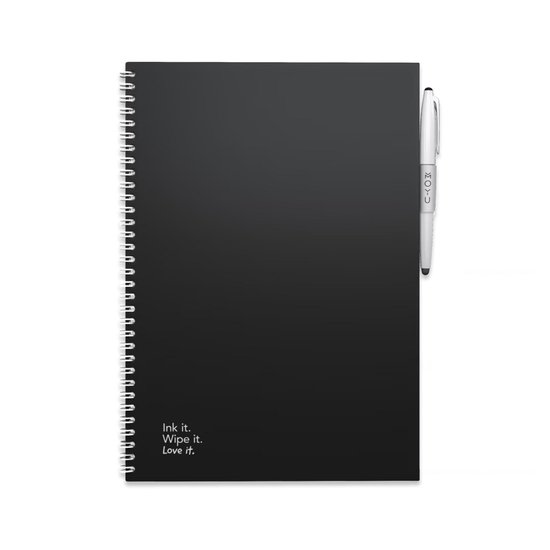 Carnet MOYU effaçable noir avec un stylo blanc sur la couverture.