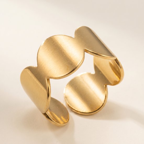 Lundholm Svea Ring Dames Goudkleurig Ringen Dames Goud – Premium Stainless Steel Jewellery Gold PVD Plated – Verstelbare Statement Ring Sieraad Cadeau – One Size – Scandinavisch Design Size – my Scandinavisch Design