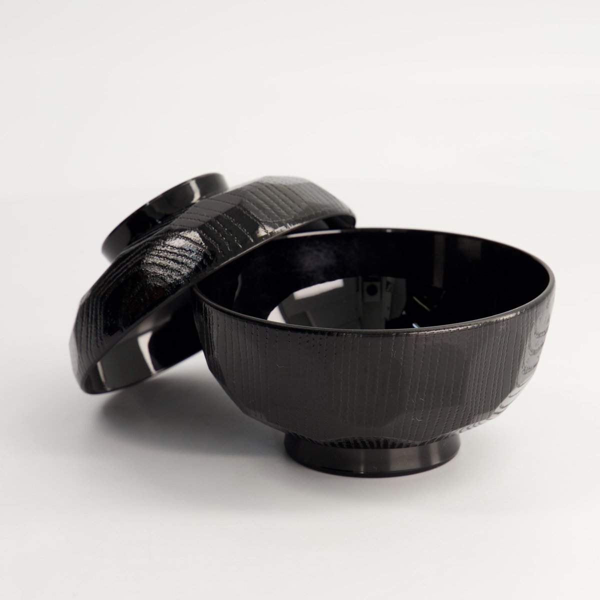 Tokyo Design Studio - Kom met Deksel - Zwart - 300 ml - 12 x 9,5 cm - Lacquerware