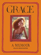 Grace Coddington's autobiografie met een foto van haar met rood haar en een bloem in haar haar.