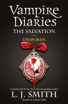 Boekomslag van 'Vampire Diaries: The Salvation Unspoken' met rode roos in medaillon.
