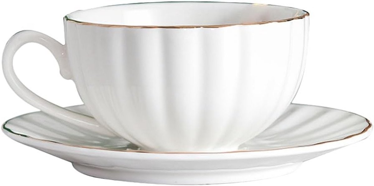 Elegante Porseleinen Theekop en Schotel Set met Gouden Accenten voor Koffie en Thee, Perfect voor Feestjes en Dagelijks Gebruik