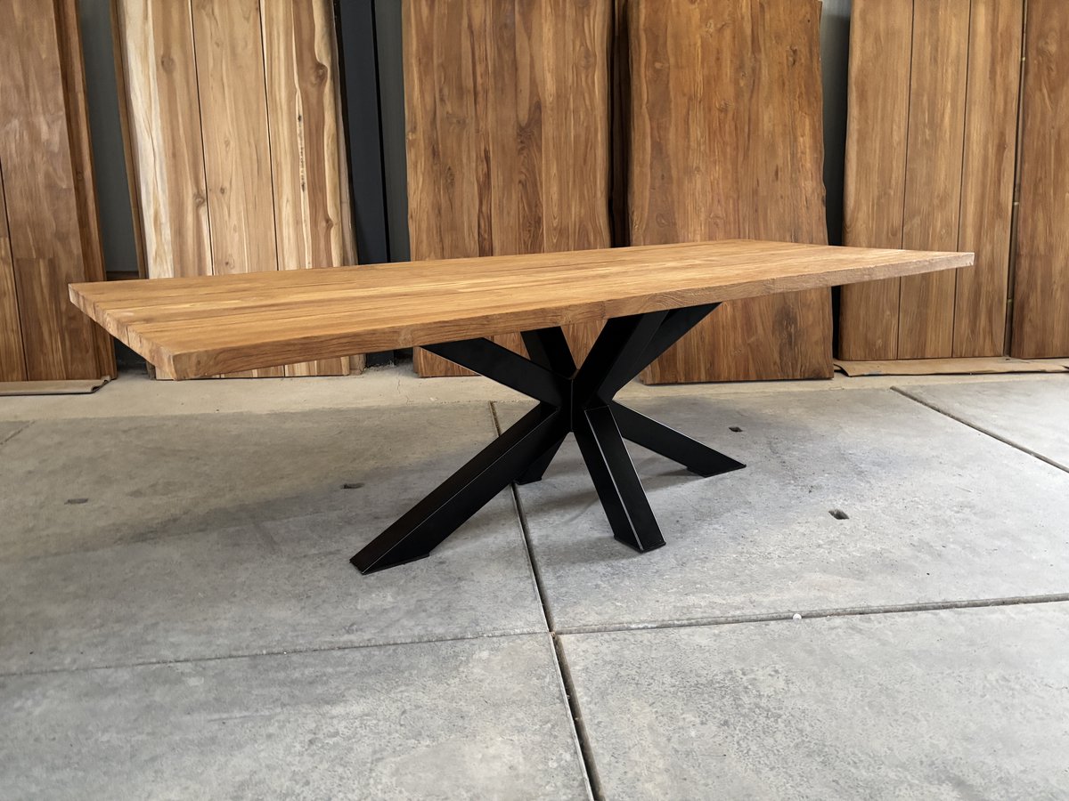 Dining set Industrial teak matrix of U poot "200cm" incl 4 Miami | tuinstoelen lichte schade