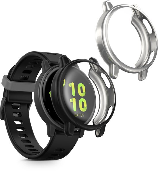 Montre connectée noire avec un étui de protection partiellement ouvert et un étui argenté à côté.