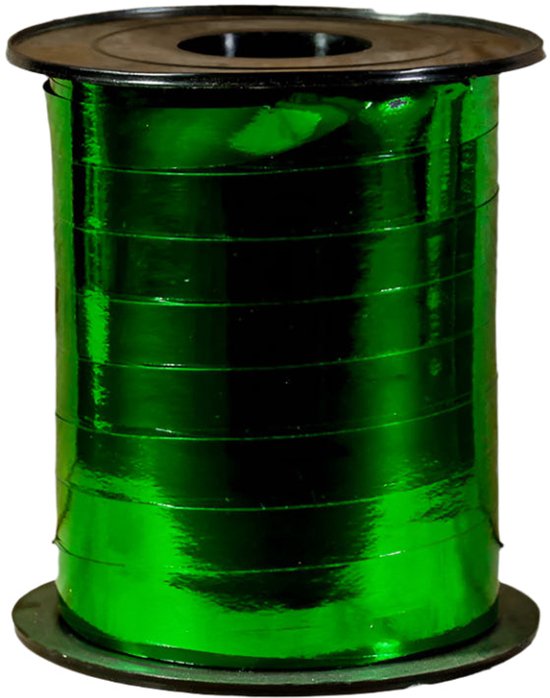 Hoogglanzende, metallic groene krullint op een spoel.