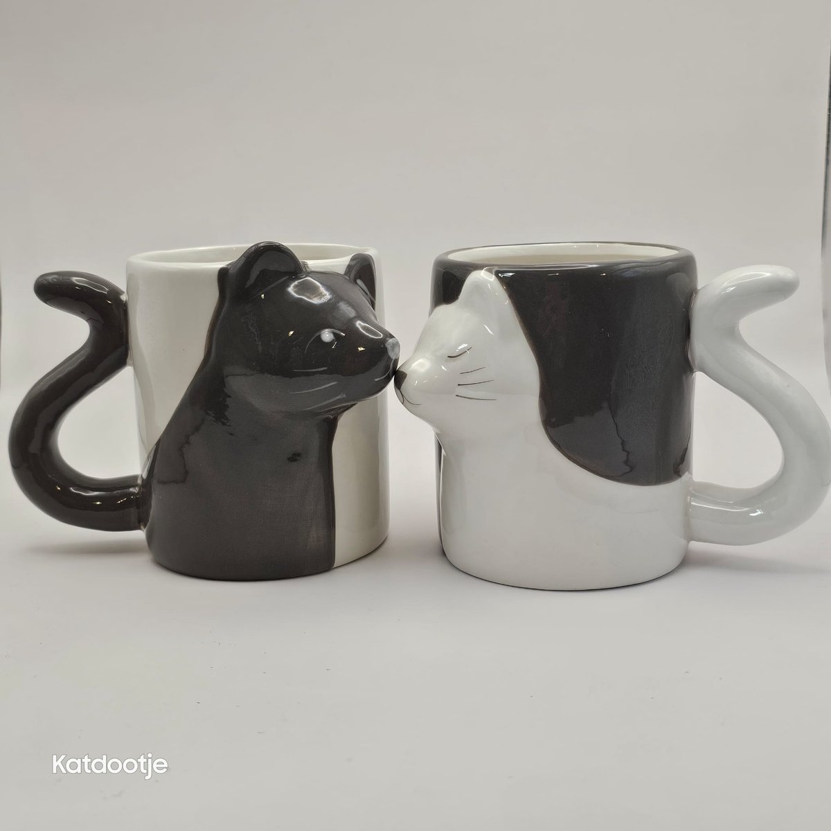 Katdootje - Verliefde katten - Set van 2 mokken