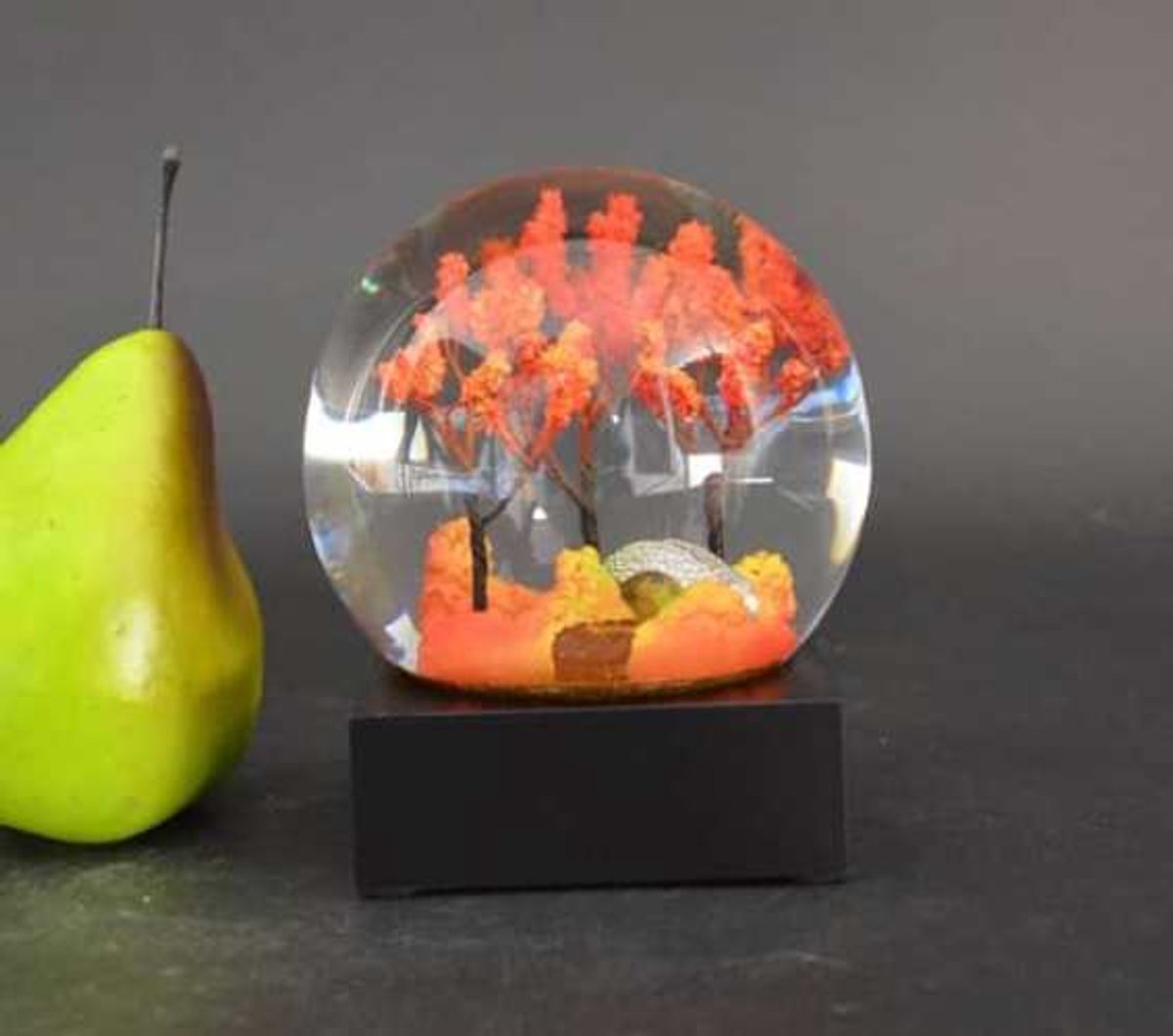 CoolSnowGlobes - Herfst Landschap Sneeuwbol met gouden glitters