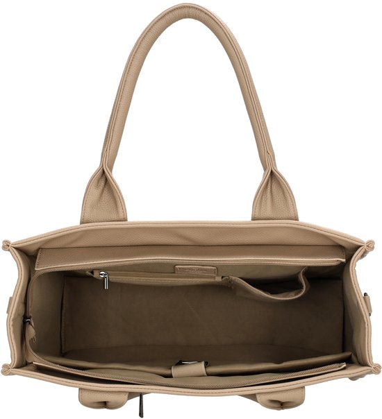 Open beige handtas met meerdere vakken aan de binnenkant, handvatten en ritssluiting.