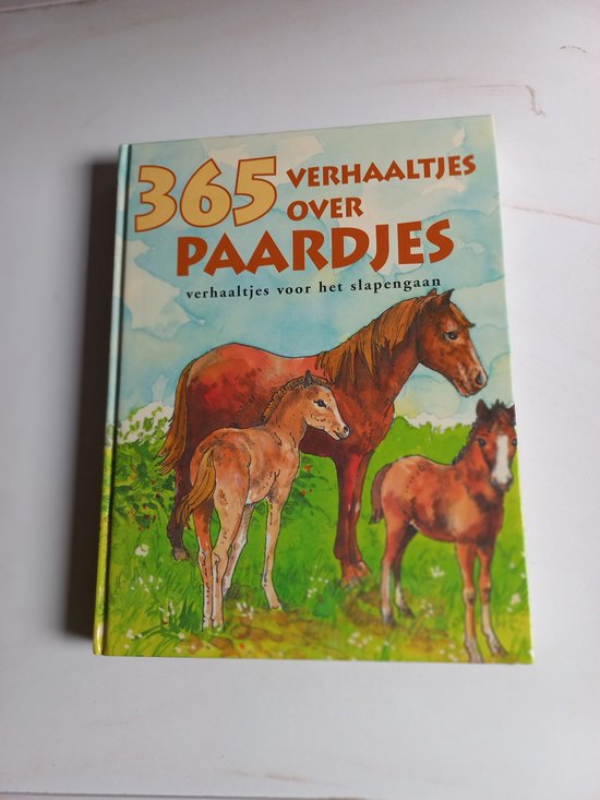 365 Paardenverhaaltjes