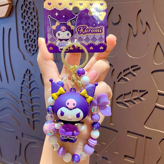 Porte-clés Sanrio Kuromi – Violet – Série Shiny Star – Porte-clés et breloque de sac kawaii avec Bracelets de perles de Luxe – 7 cm – Cadeau pour les fans de Sanrio et les Filles