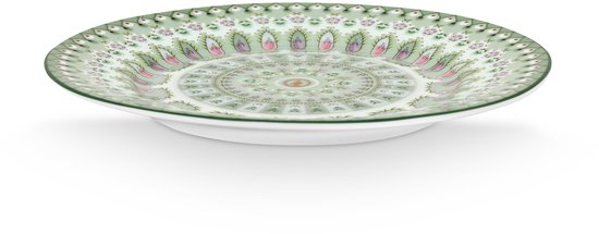 Rond groen gebaksbord met een gedetailleerd, symmetrisch bloemen- en paisleypatroon in lila, wit en groen.