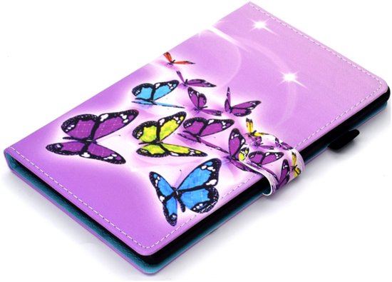 Paarse tablethoes met een print van paarse, blauwe, gele en groene vlinders en glinsterende sterren. De hoes is half opengeklapt.