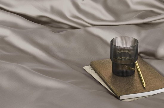 KOALA HUG Hoeslaken 100% Tencel lyocell satijn, taupe brown 180x200x30 – Temperatuurregulerend | Ventilerend & Absorberend | Anti-allergie & Hypoallergeen | Frisruikend | Zacht voor huid & haar | 100% Plantaardig | Plasticvrij