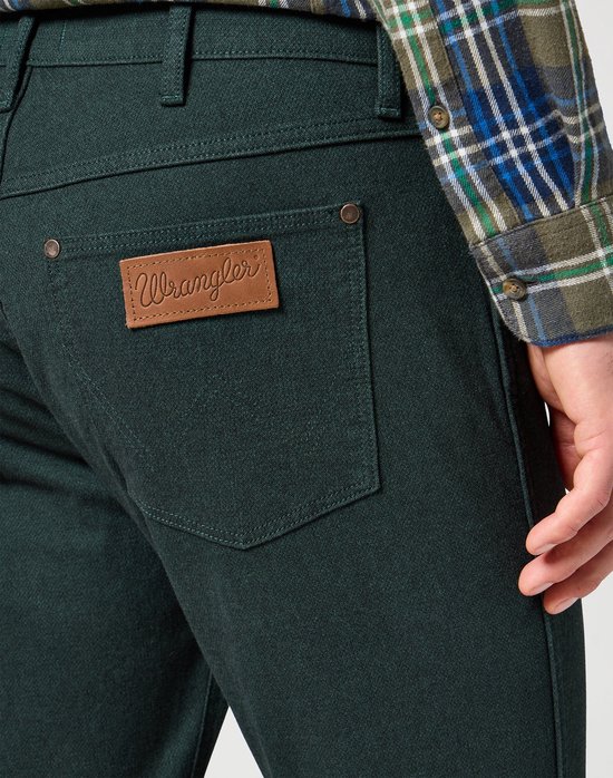 Wrangler Herenriem Elegante Riem Gesp Herrengürtel WRANGLER METAL LOOP BROWN - 20,99 € - Sneaker Peeker Metal Lus Sluiting Riem Practical Outfit Accessoire