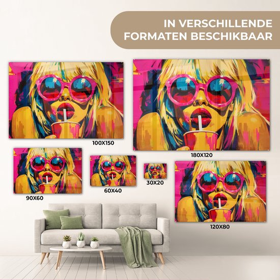 MuchoWow® Glasschilderij 120x80 cm - Schilderij acrylglas - Zonnebril - Roze - Vrouw - Rietje - Foto op glas - Muurdecoratie woonkamer - Wanddecoratie slaapkamer - Schilderijen