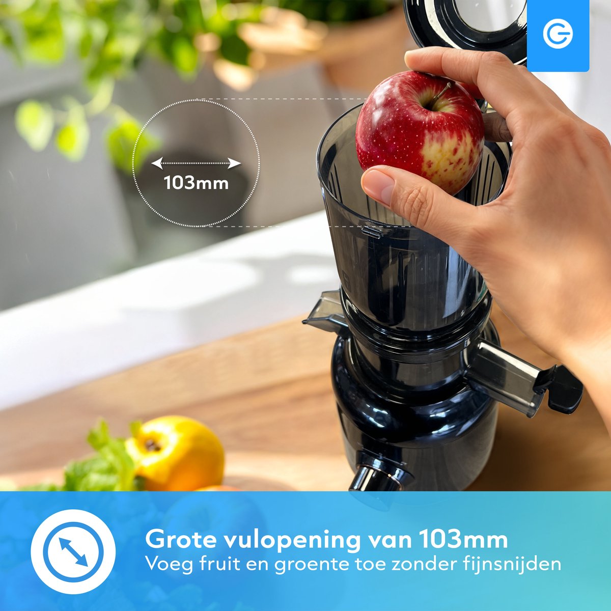 Slowjuicer XL 1000ml - BPA-vrij - Stille Sapcentrifuge - Voor Groenten en Fruit - 104mm Vulopening XXL - Fruitpers - Sapmachine - Citruspers Electrisch - Zwart - Silvergear thumbnail 6