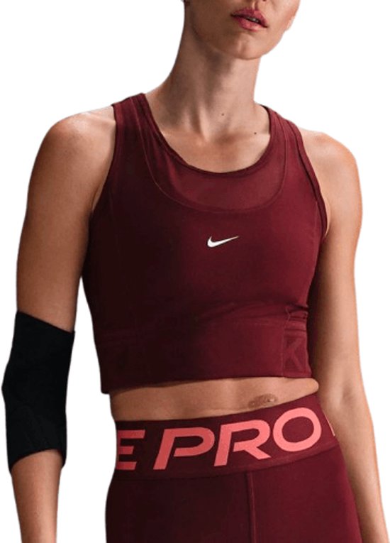 nike cropped workout top