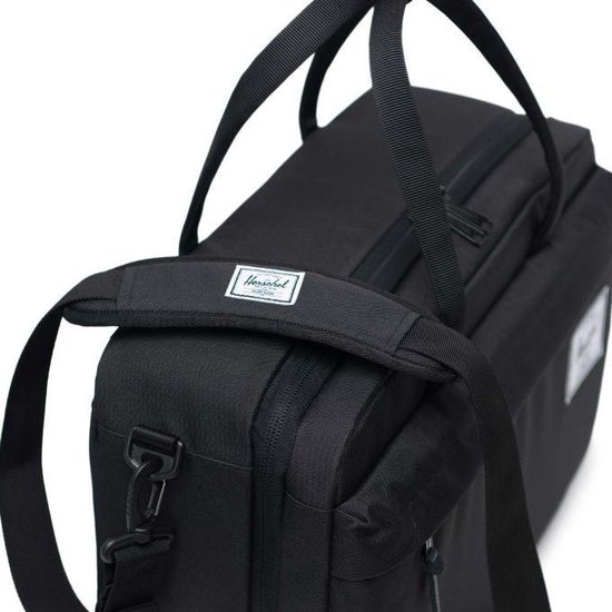 herschel bowen travel duffle review