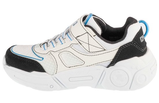 Witte sneaker met blauwe veters, klittenbandsluiting, zwarte accenten en een dikke witte zool.