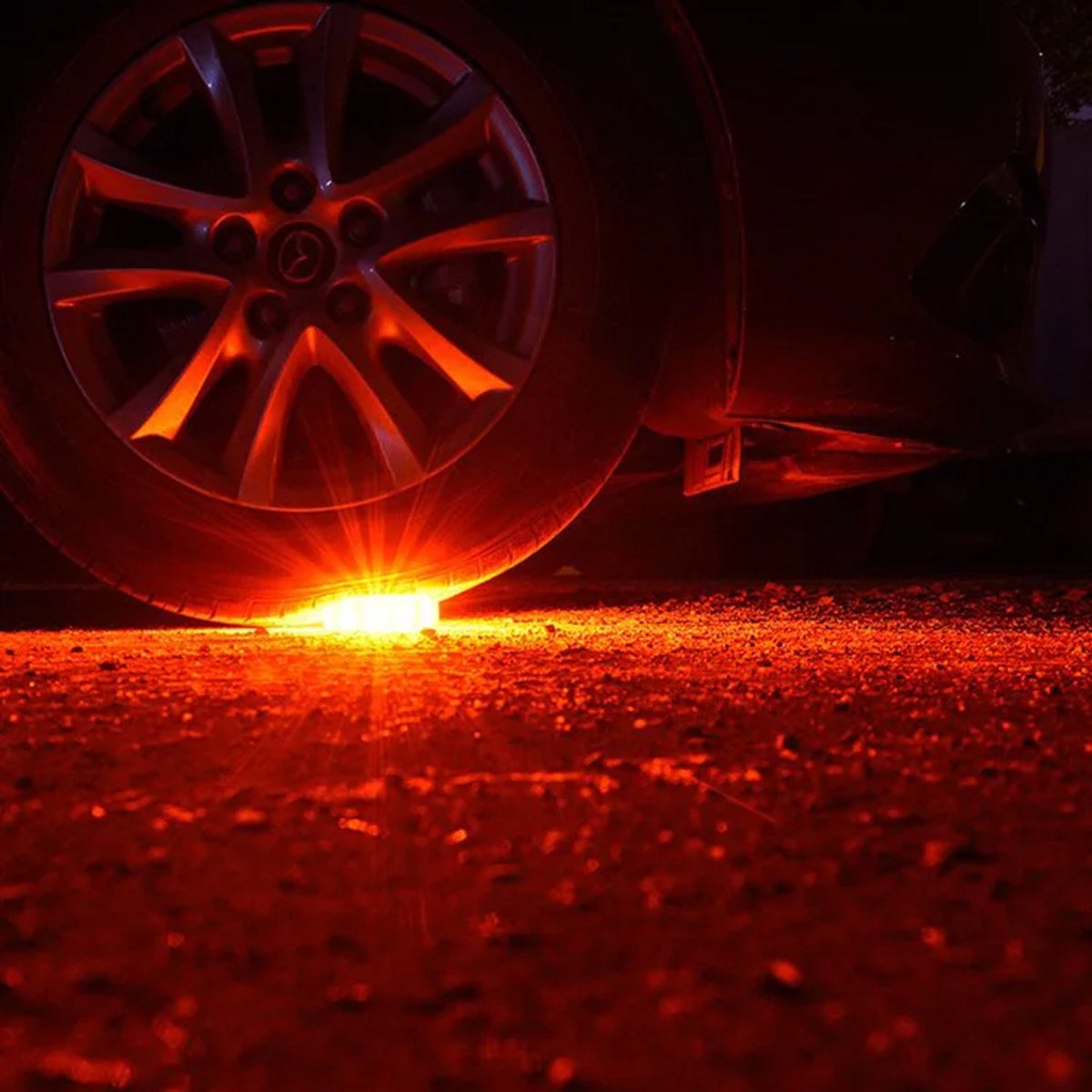 Mioke 2 Stuks LED-waarschuwingslampen Met Magneet – 9 Lichtmodi, 750 MAh, Waterdicht, 360° Zichtbaar – Ideaal Voor Pechhulp, Camping En Maritiem Gebruik